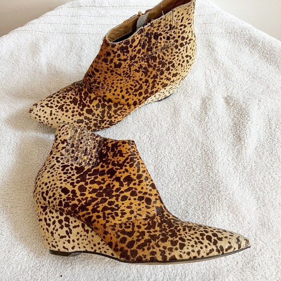 Matisse Womens Teddy Leather Fur Wedge Ankle Boot Bootie Sz 9 Pointed Toe *Read - Picture 14 of 14